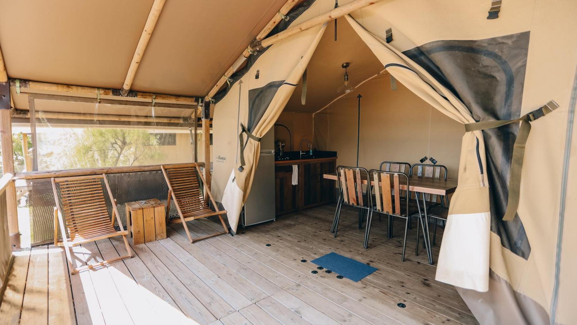 Camping La Pree Les Portes-en-Re Exteriör bild